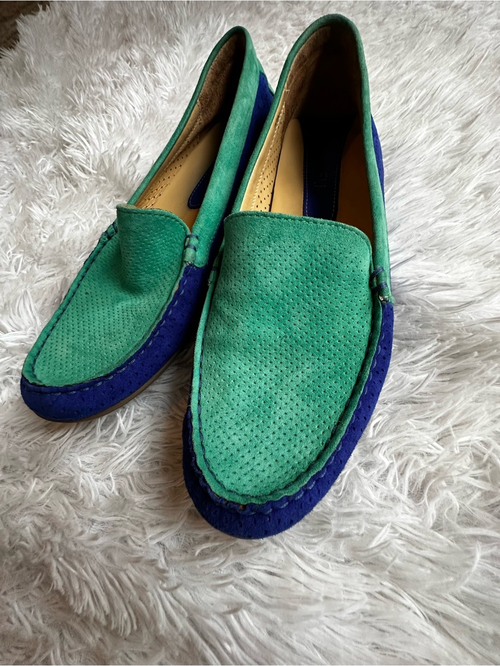 Vaneli Green and Blue Suede Size 8 Slip-On Loafers